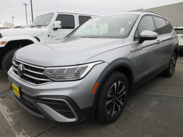 2024 Volkswagen Tiguan S