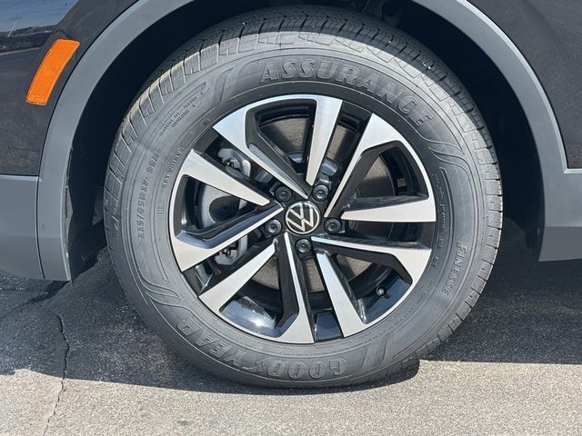 2024 Volkswagen Tiguan S
