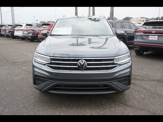 2024 Volkswagen Tiguan SE