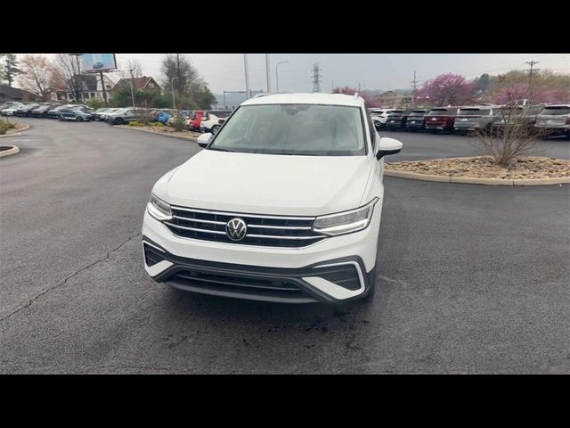 2024 Volkswagen Tiguan SE