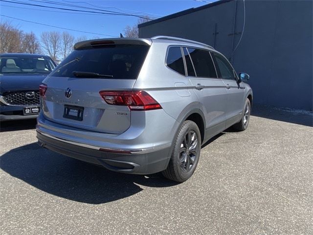 2024 Volkswagen Tiguan SE