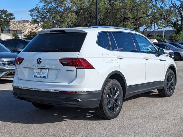 2024 Volkswagen Tiguan SE