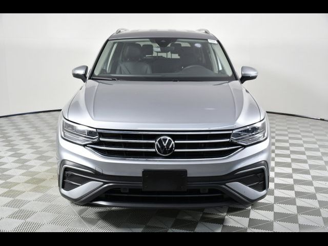 2024 Volkswagen Tiguan SE