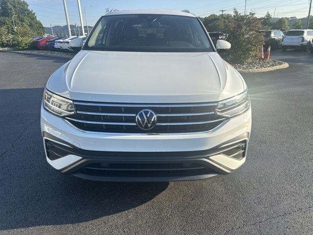 2024 Volkswagen Tiguan SE