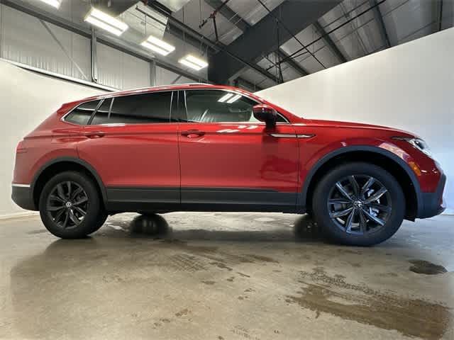 2024 Volkswagen Tiguan SE