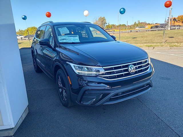 2024 Volkswagen Tiguan SE