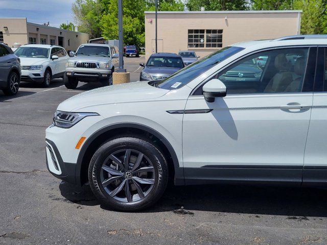 2024 Volkswagen Tiguan SE