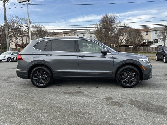 2024 Volkswagen Tiguan SE