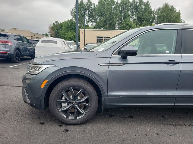 2024 Volkswagen Tiguan SE