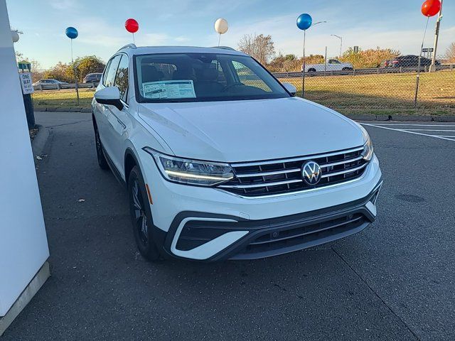 2024 Volkswagen Tiguan SE