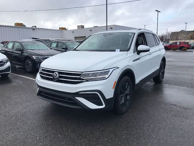 2024 Volkswagen Tiguan SE