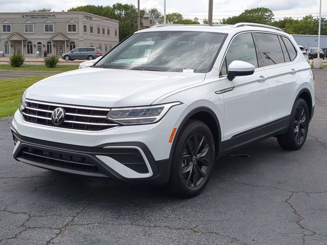 2024 Volkswagen Tiguan SE