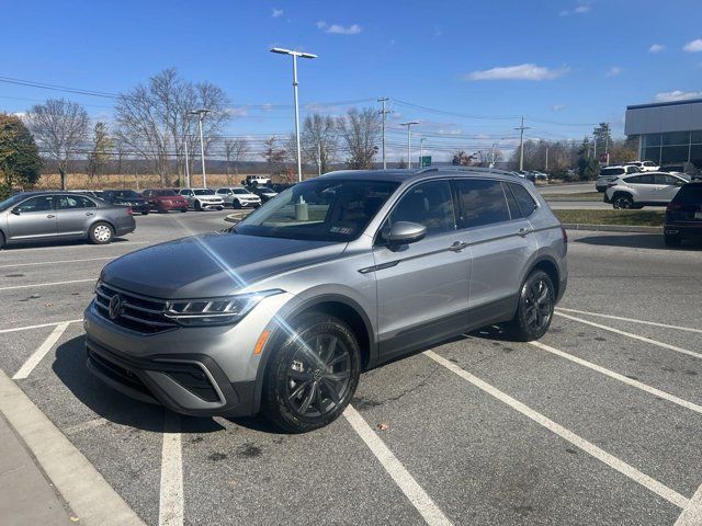 2024 Volkswagen Tiguan SE