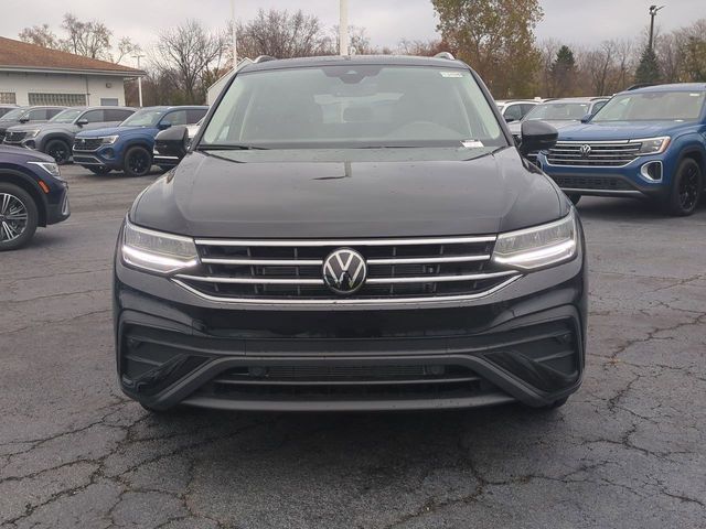 2024 Volkswagen Tiguan SE