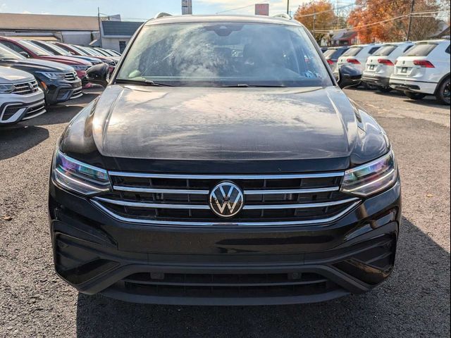 2024 Volkswagen Tiguan SE