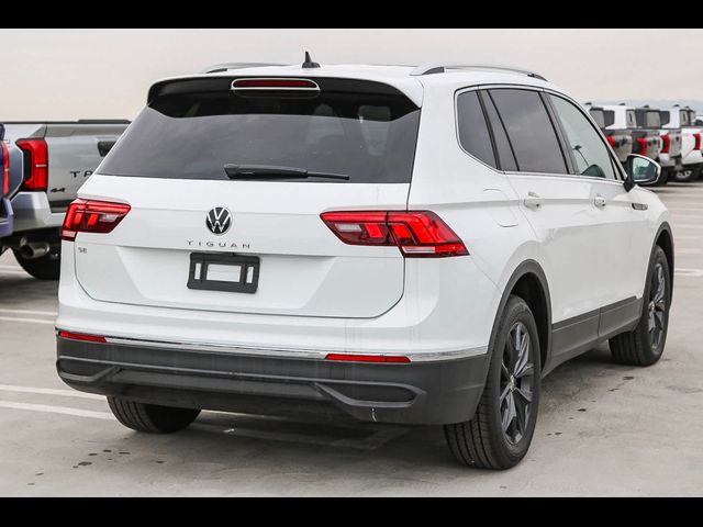 2024 Volkswagen Tiguan SE