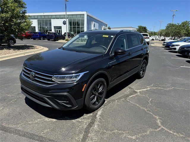 2024 Volkswagen Tiguan SE