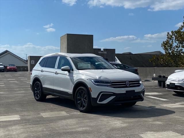 2024 Volkswagen Tiguan SE