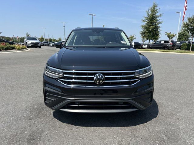 2024 Volkswagen Tiguan SE