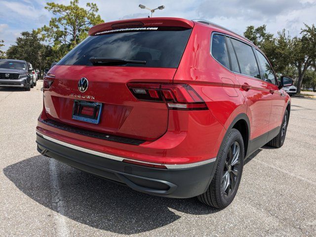 2024 Volkswagen Tiguan SE