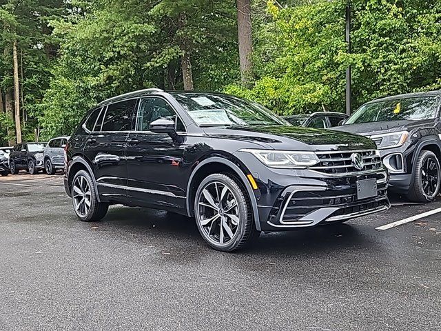 2024 Volkswagen Tiguan SEL R-Line