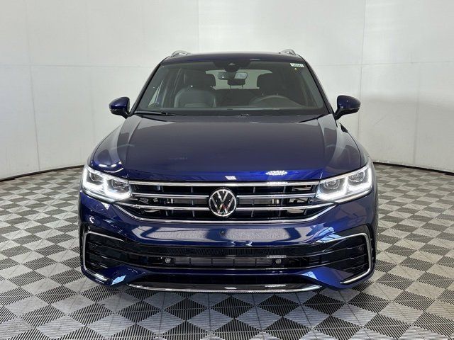 2024 Volkswagen Tiguan SEL R-Line