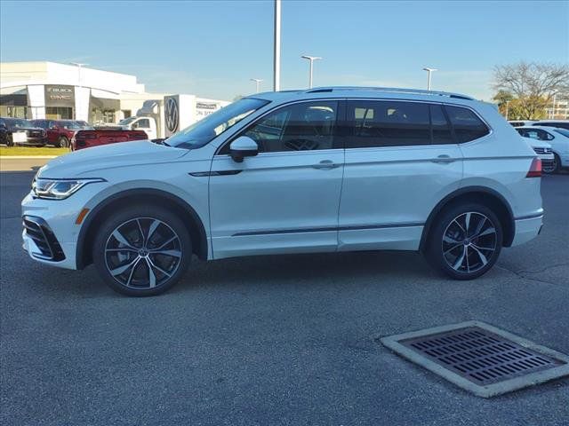 2024 Volkswagen Tiguan SEL R-Line