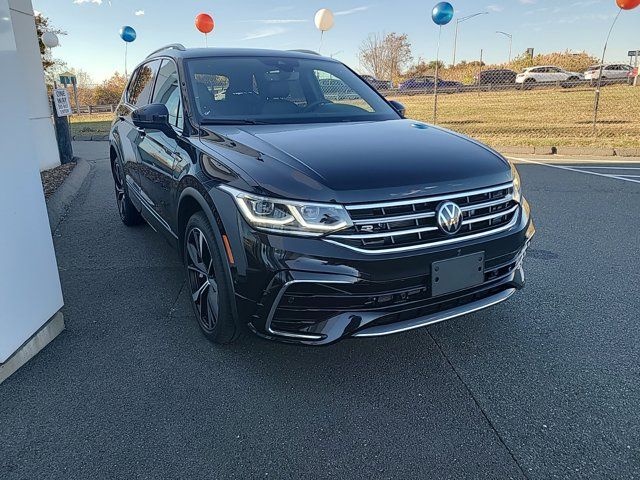 2024 Volkswagen Tiguan SEL R-Line