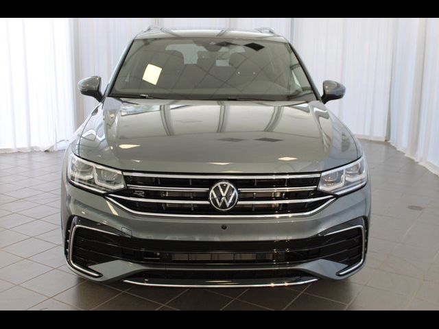 2024 Volkswagen Tiguan SEL R-Line