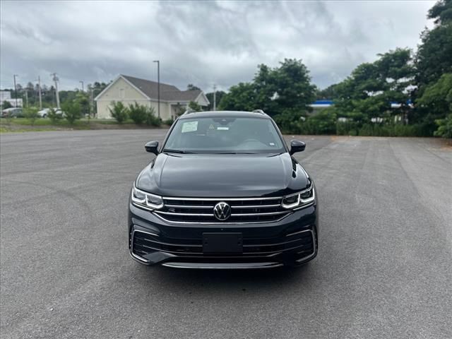 2024 Volkswagen Tiguan SEL R-Line