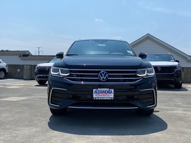 2024 Volkswagen Tiguan SEL R-Line