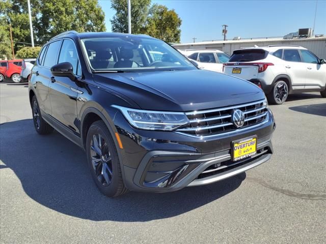 2024 Volkswagen Tiguan SE