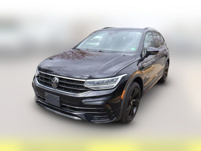 2024 Volkswagen Tiguan SE R-Line Black