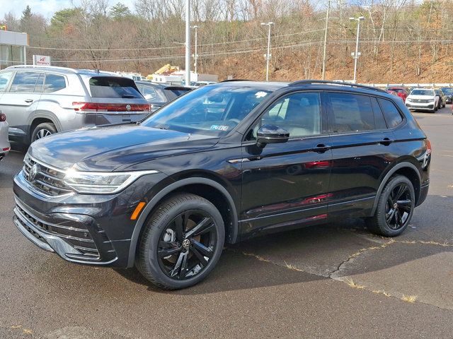 2024 Volkswagen Tiguan SE R-Line Black