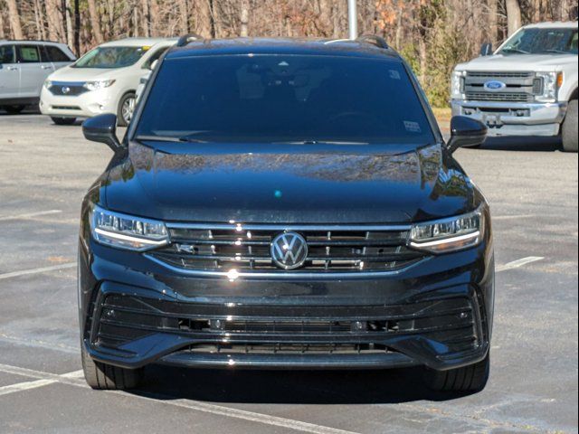 2024 Volkswagen Tiguan SE R-Line Black