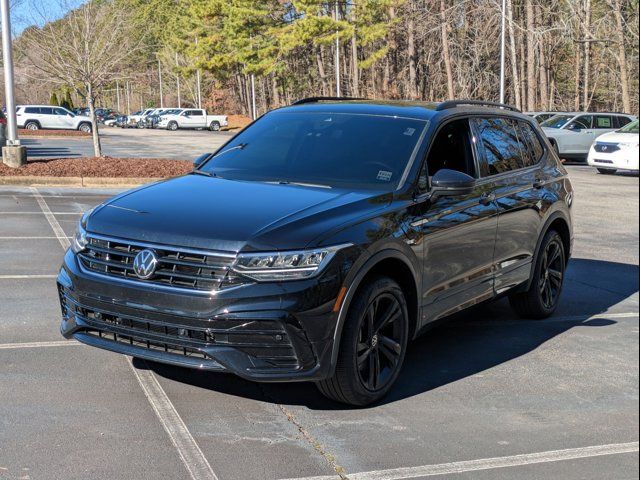 2024 Volkswagen Tiguan SE R-Line Black