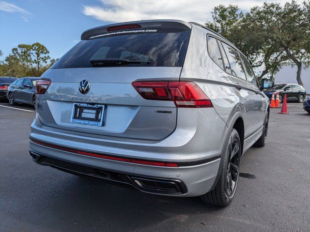 2024 Volkswagen Tiguan/Taos SE R-Line Black