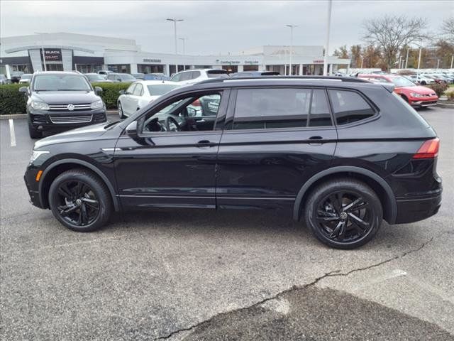 2024 Volkswagen Tiguan SE R-Line Black