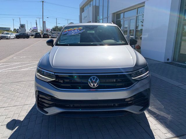 2024 Volkswagen Tiguan SE R-Line Black