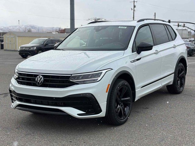 2024 Volkswagen Tiguan/Taos SE R-Line Black