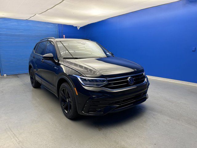 2024 Volkswagen Tiguan/Taos SE R-Line Black