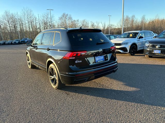 2024 Volkswagen Tiguan/Taos SE R-Line Black