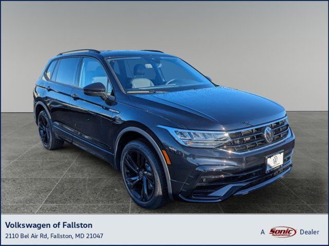 2024 Volkswagen Tiguan SE R-Line Black