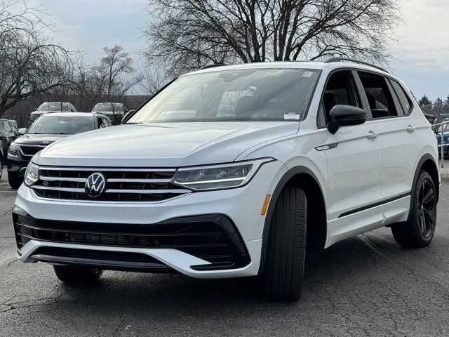 2024 Volkswagen Tiguan SE R-Line Black