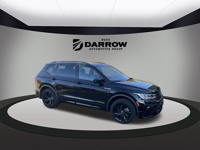 2024 Volkswagen Tiguan/Taos SE R-Line Black