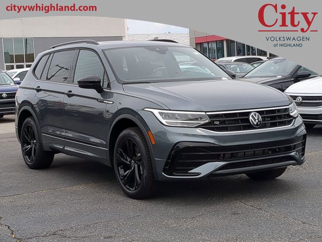 2024 Volkswagen Tiguan SE R-Line Black