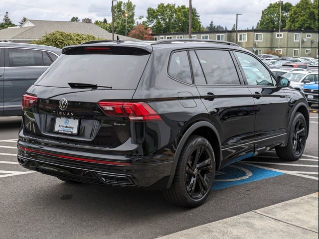 2024 Volkswagen Tiguan SE R-Line Black