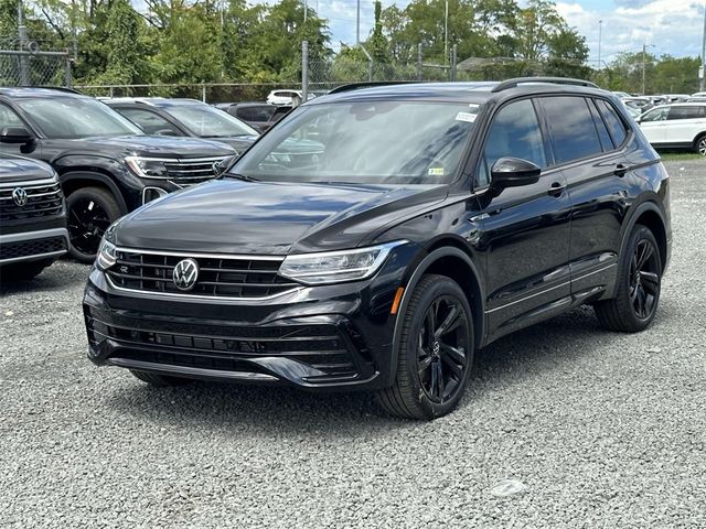 2024 Volkswagen Tiguan SE R-Line Black