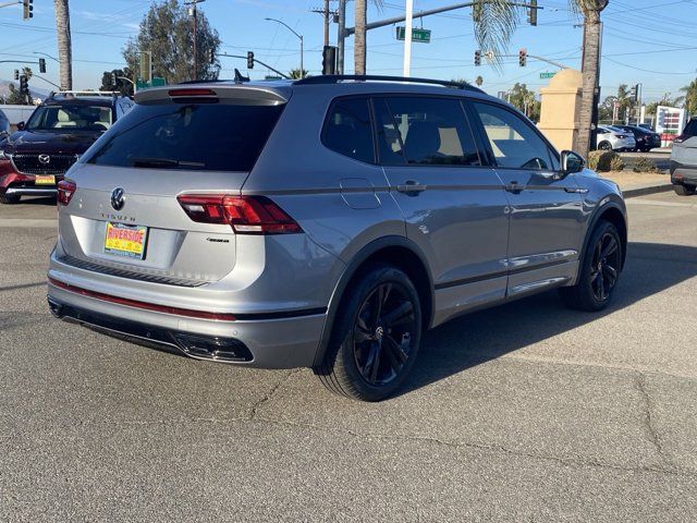 2024 Volkswagen Tiguan SE R-Line Black