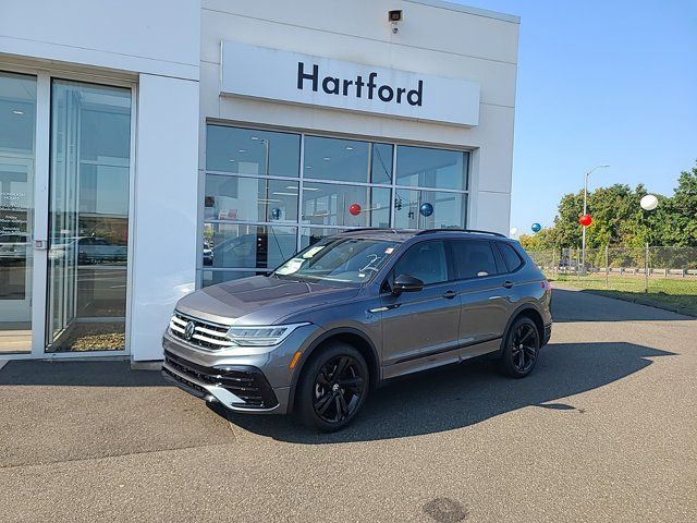 2024 Volkswagen Tiguan SE R-Line Black